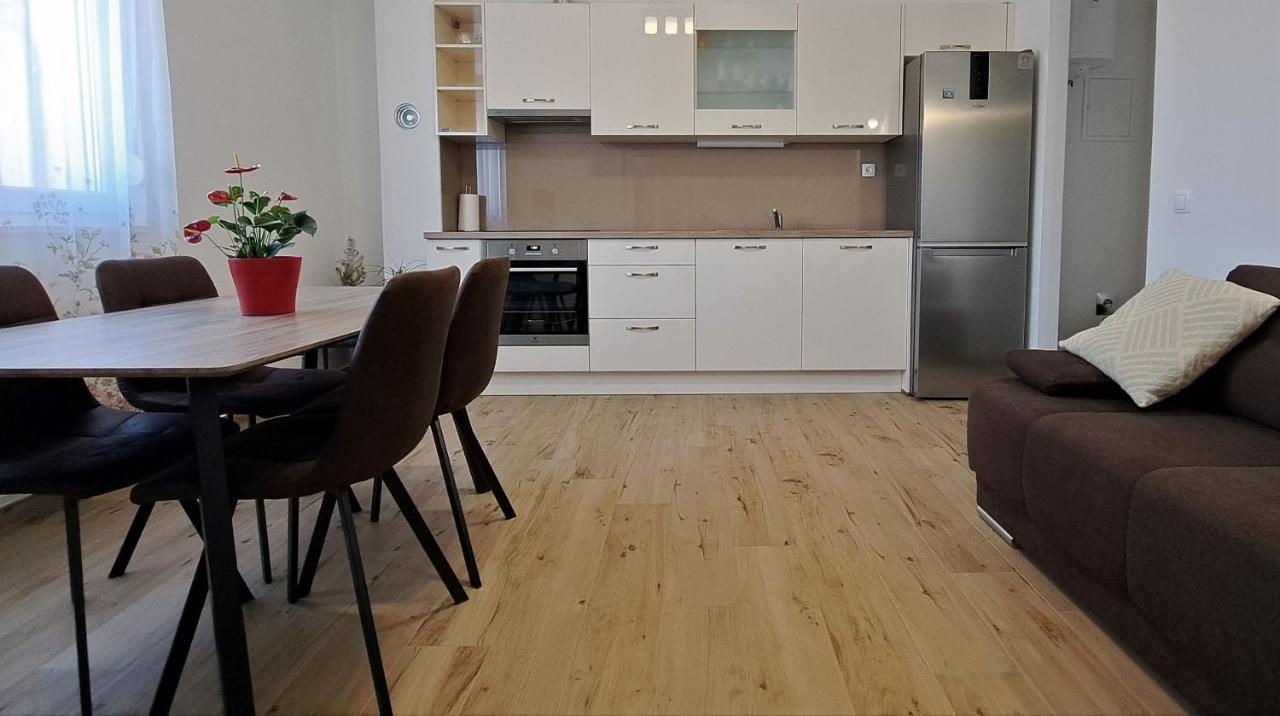 Holiday Apartman Kastela Dış mekan fotoğraf