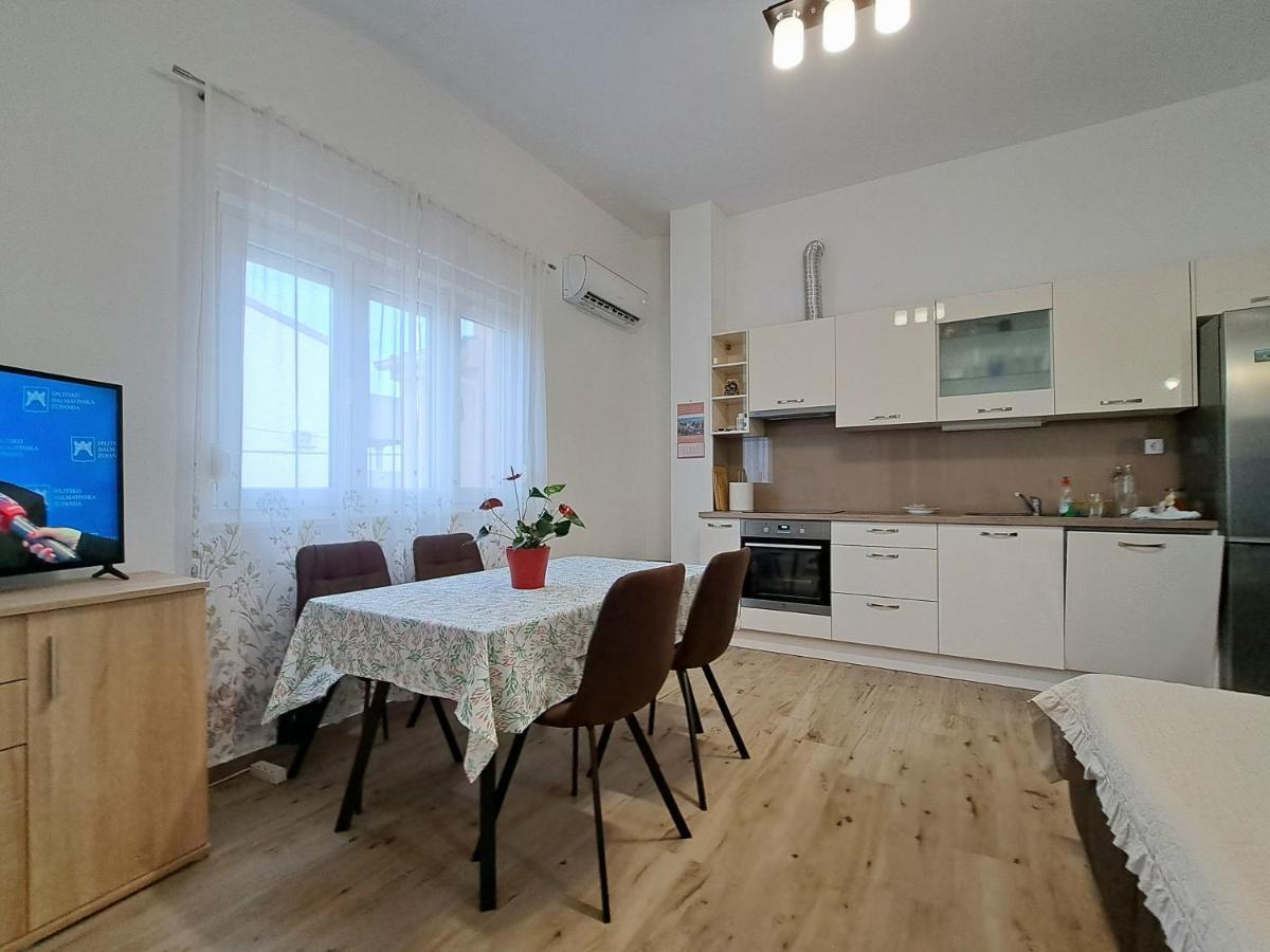 Holiday Apartman Kastela Dış mekan fotoğraf